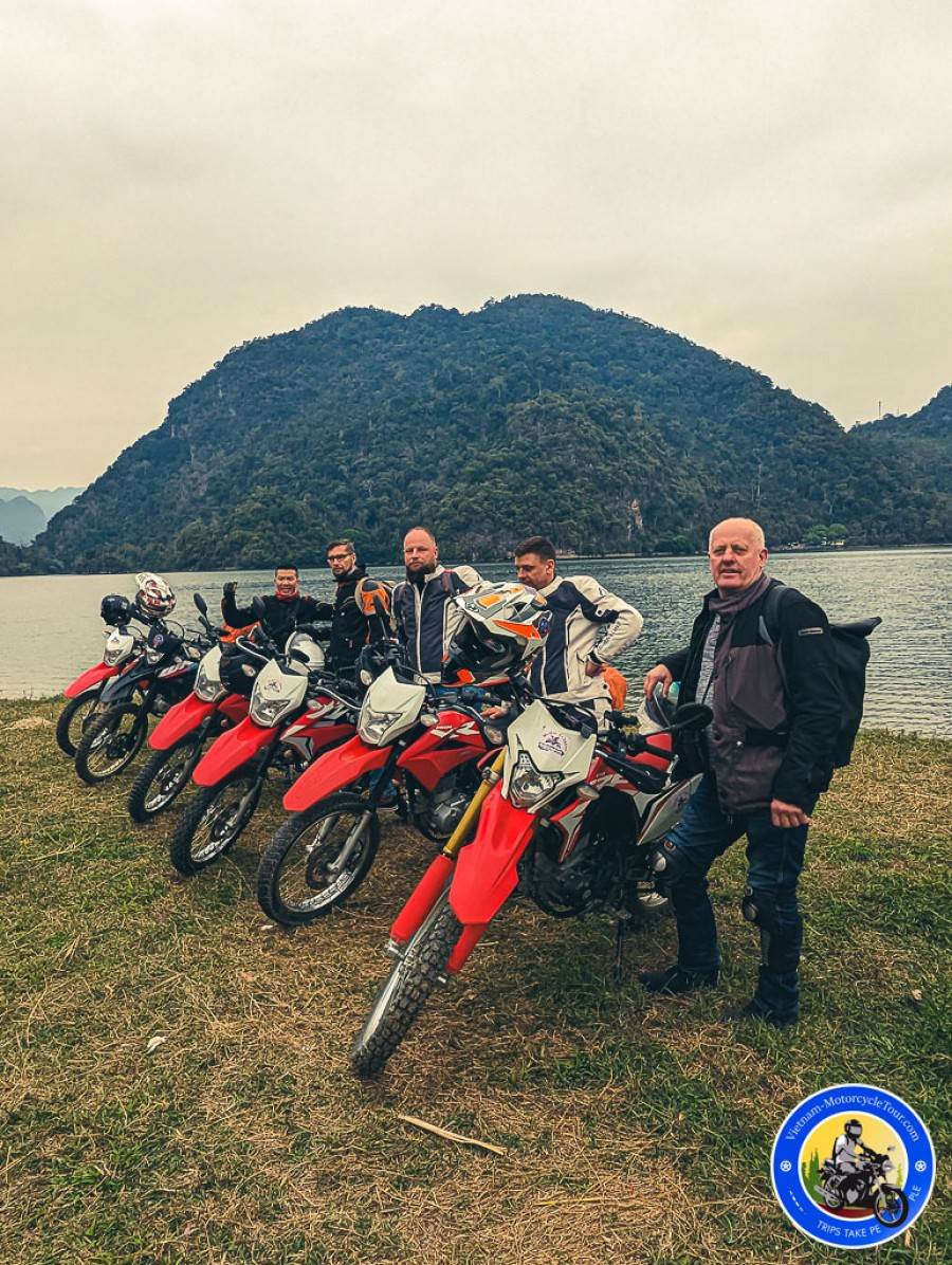 Vietnam Motorcycle Tour: Ha Noi Loop 6D5N