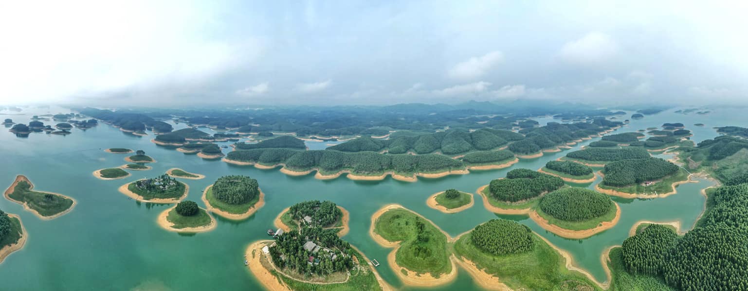 Thac Ba Lake View