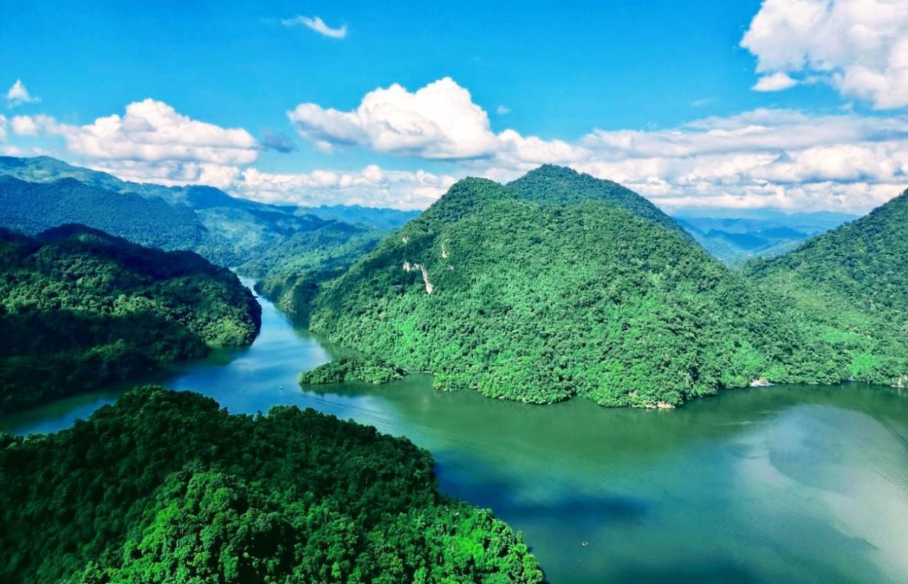 Ba Be Lake